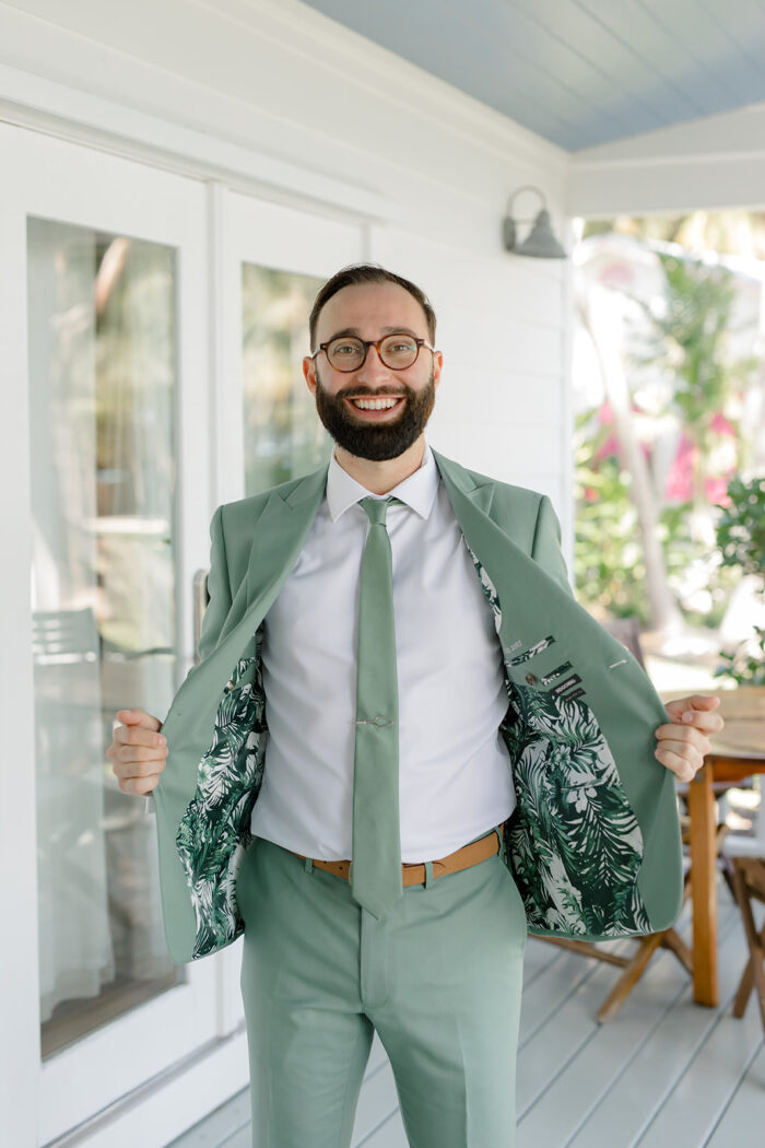 Grooms Suit. Details. Cheeca Lodge